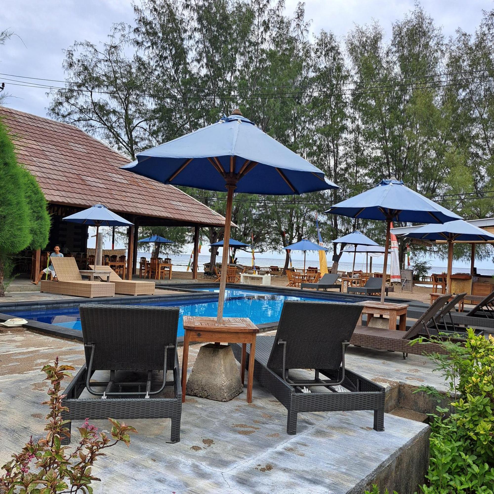 Sandy Beach Bungalows Gili Air Bagian luar foto