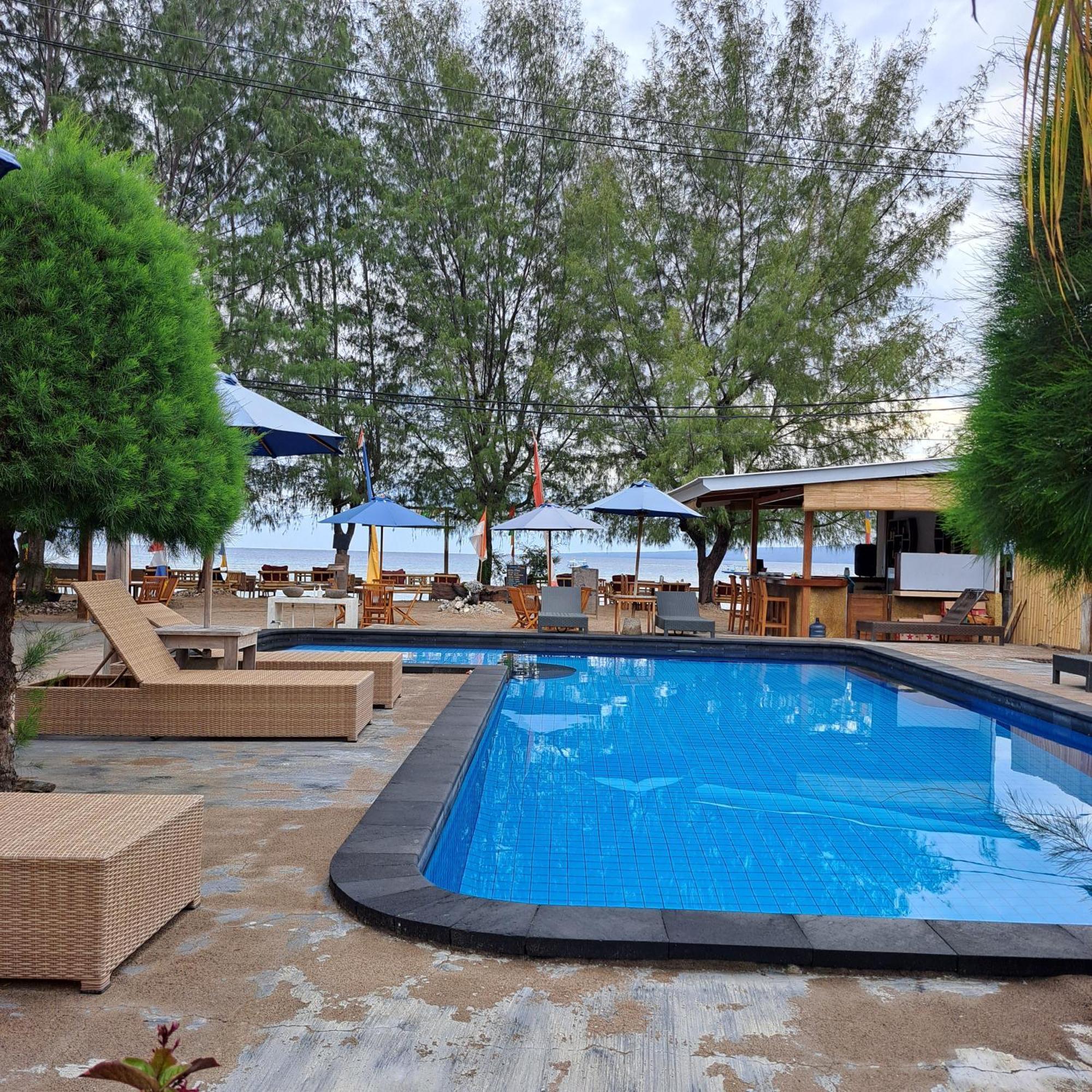 Sandy Beach Bungalows Gili Air Bagian luar foto