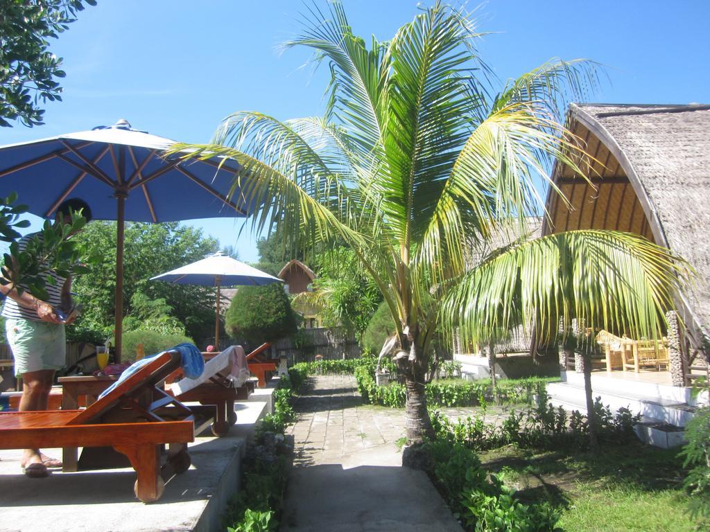 Sandy Beach Bungalows Gili Air Bagian luar foto