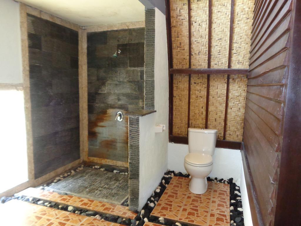 Sandy Beach Bungalows Gili Air Bagian luar foto