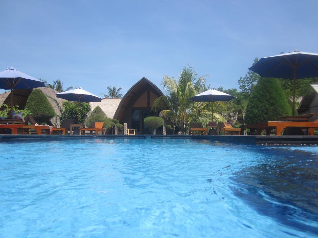 Sandy Beach Bungalows Gili Air Bagian luar foto