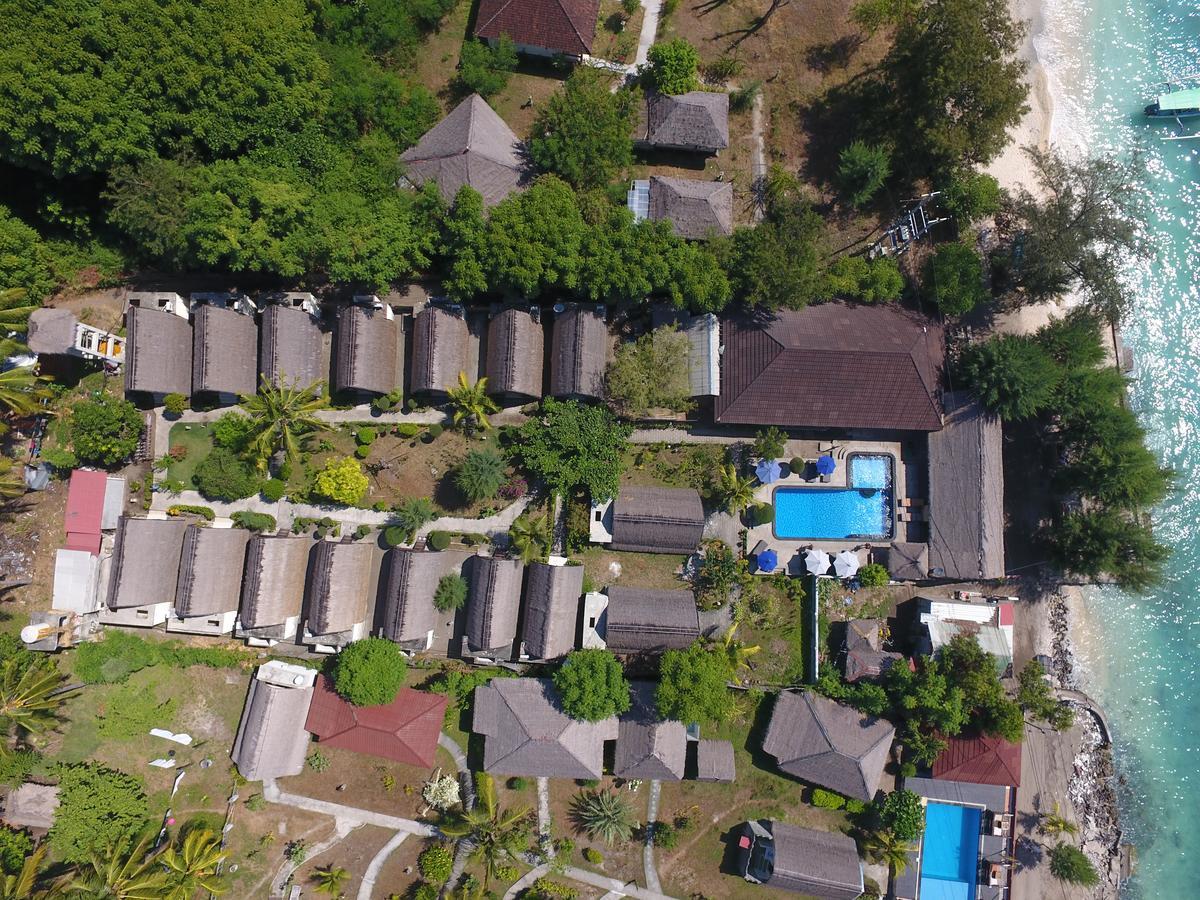 Sandy Beach Bungalows Gili Air Bagian luar foto
