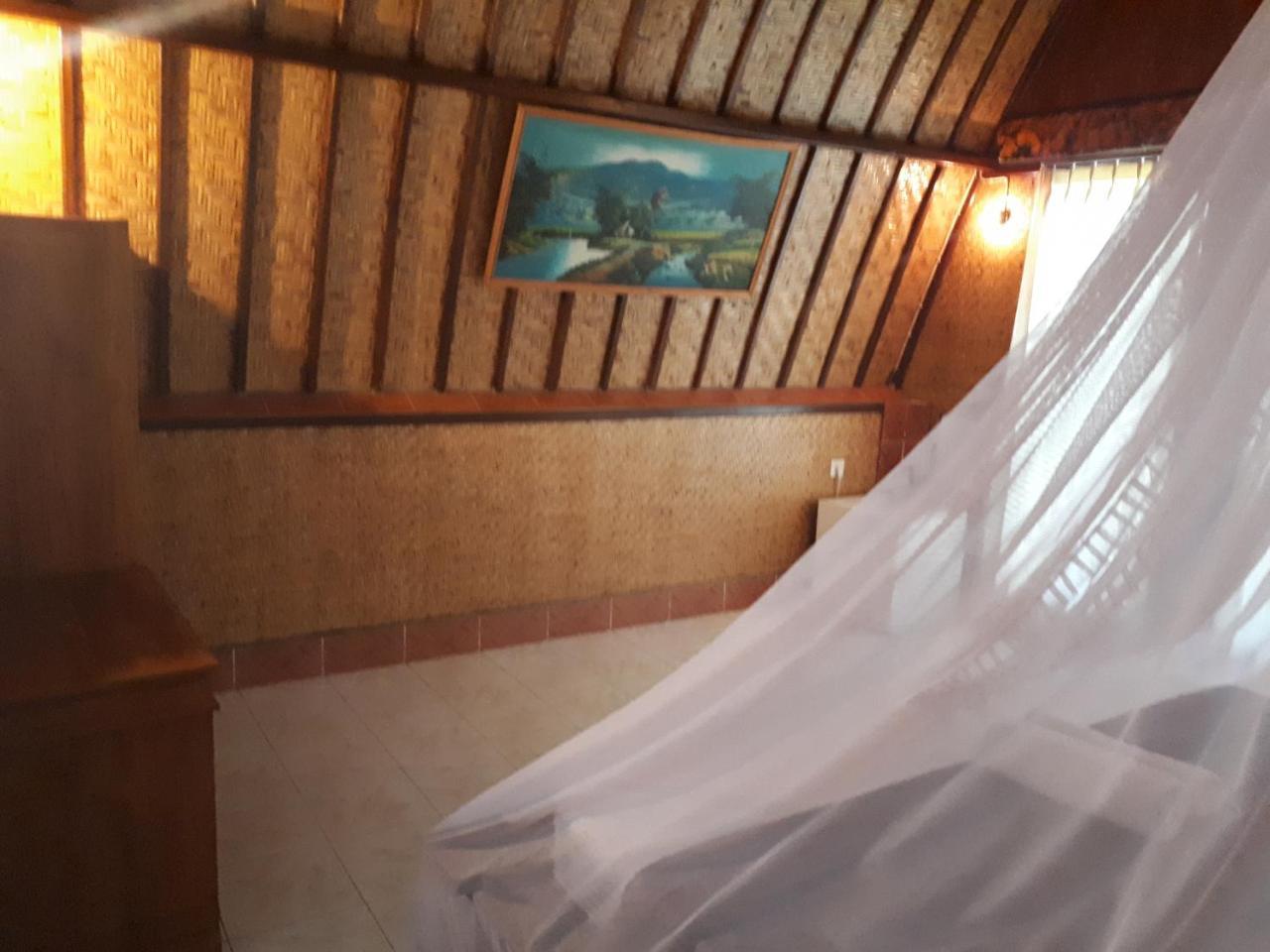 Sandy Beach Bungalows Gili Air Bagian luar foto
