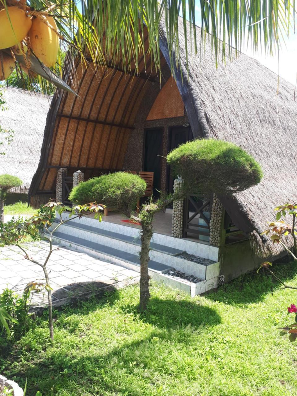 Sandy Beach Bungalows Gili Air Bagian luar foto