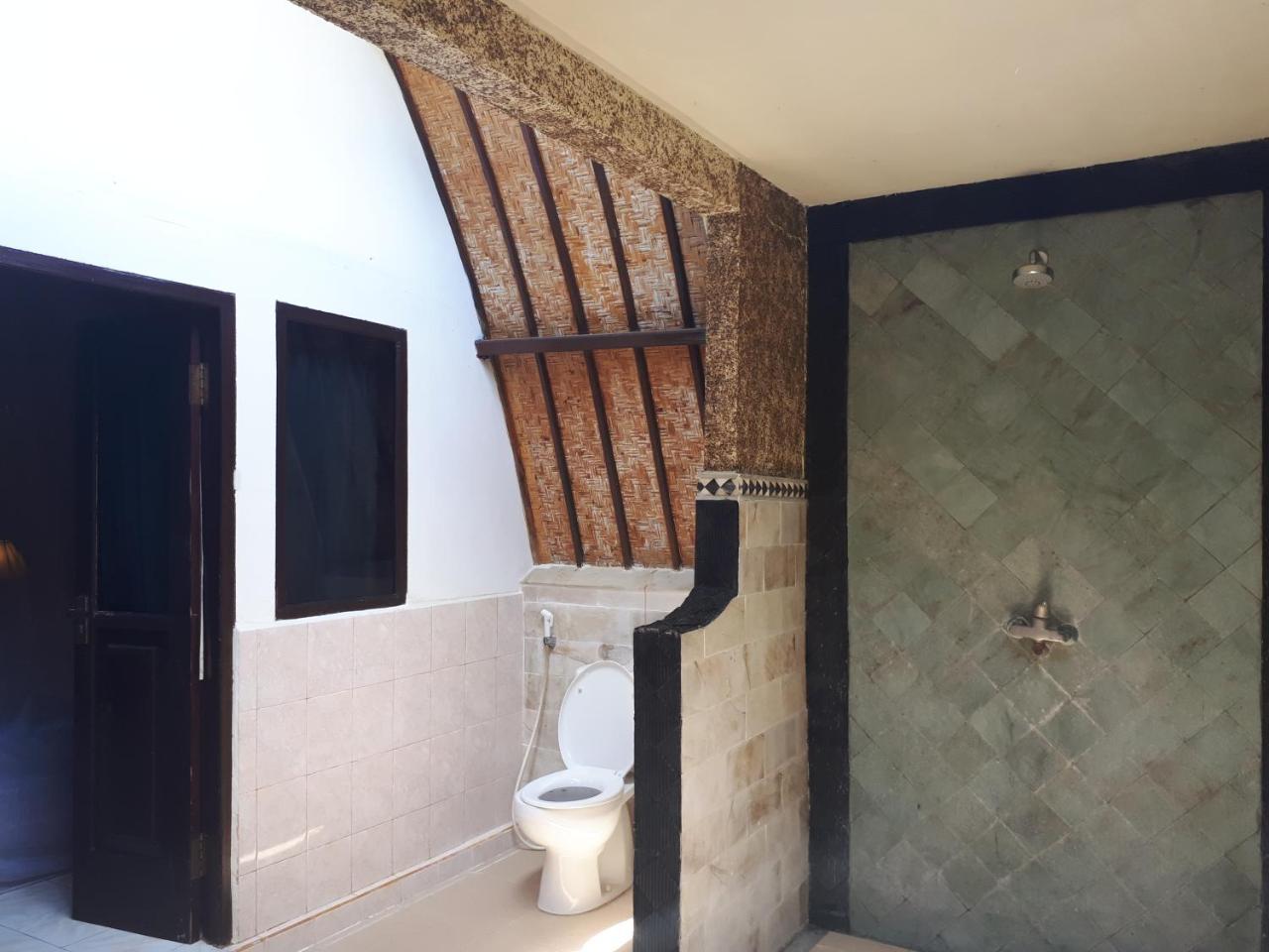 Sandy Beach Bungalows Gili Air Bagian luar foto